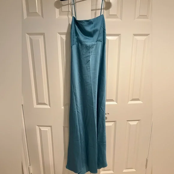 Abercrombie Cowl Back Slip Dress - Picture 3 of 10